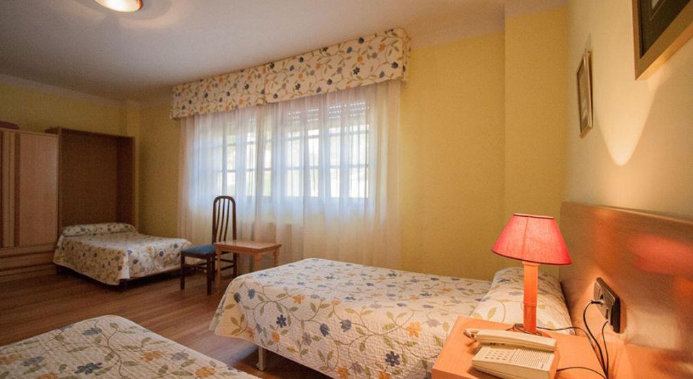 Hotel Surfances Суансес Экстерьер фото