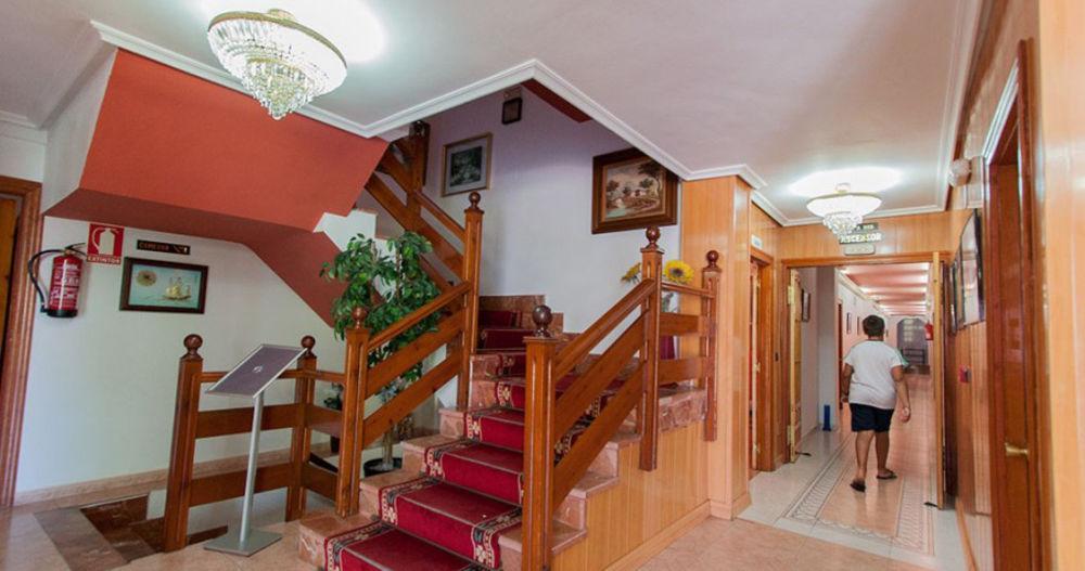Hotel Surfances Суансес Экстерьер фото